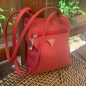 Vintage Guess Purse (please read description of color).